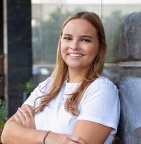 Annie Prince Headshot